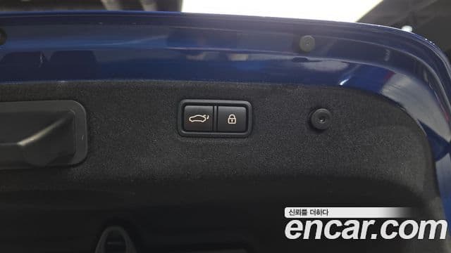 Genesis G70 2019 — ფოტო 30/30