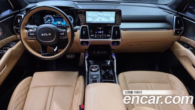 Kia Sorento 2023 — ფოტო 6/40