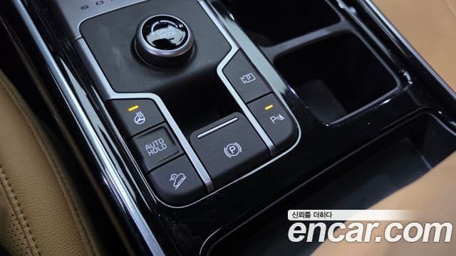 Kia Sorento 2023 — ფოტო 38/40
