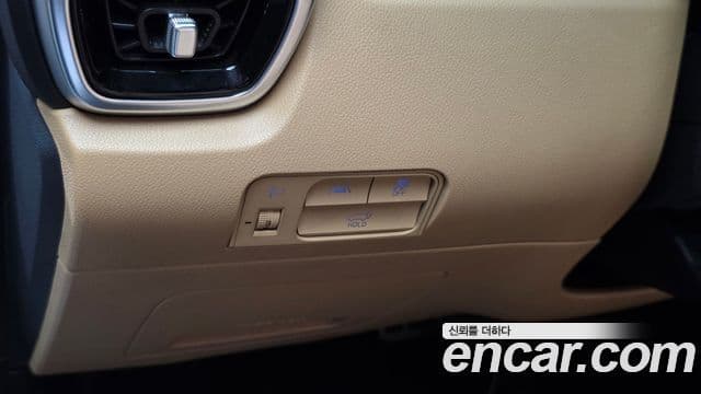 Kia Sorento 2023 — ფოტო 22/40