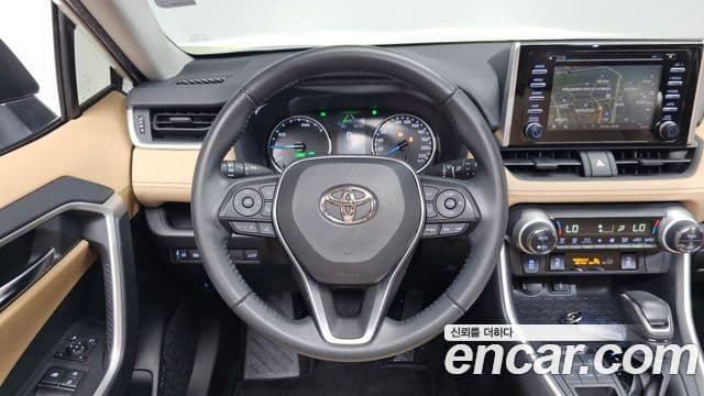Toyota RAV4 2022 — Şəkil 30/31