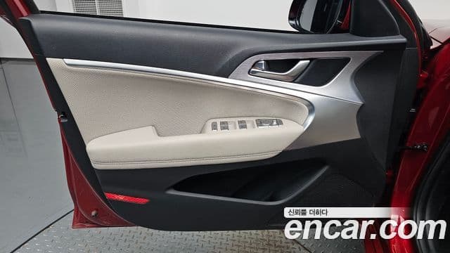 Genesis G70 2019 — Şəkil 23/34