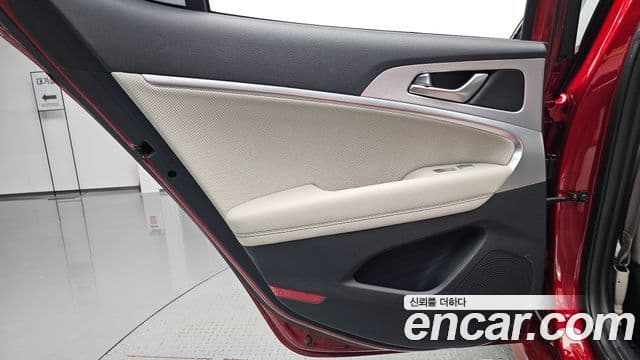 Genesis G70 2019 — Şəkil 27/34