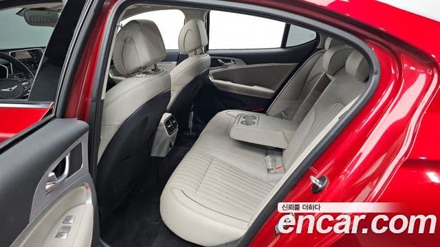 Genesis G70 2019 — Şəkil 17/34