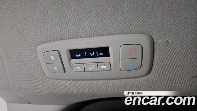 Hyundai Staria 2023 — Фото 17/20