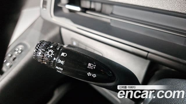 Hyundai Staria 2023 — Şəkil 17/31
