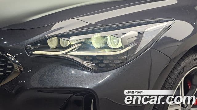 Kia Stinger 2018 — Şəkil 3/34