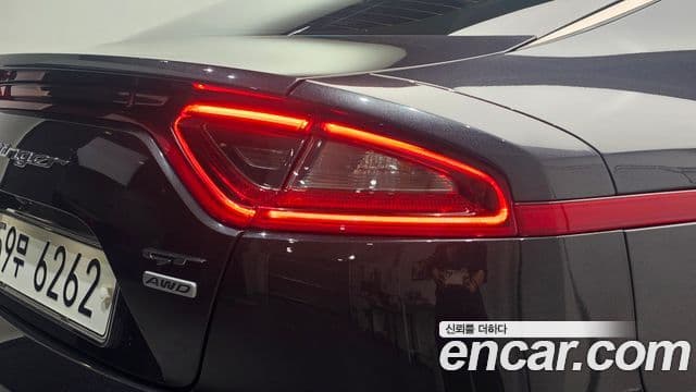 Kia Stinger 2018 — Şəkil 19/34