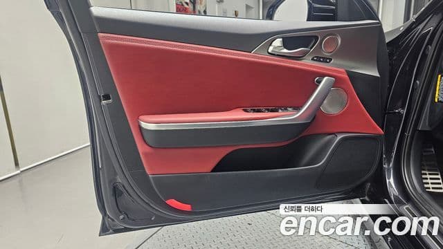 Kia Stinger 2018 — Şəkil 9/34