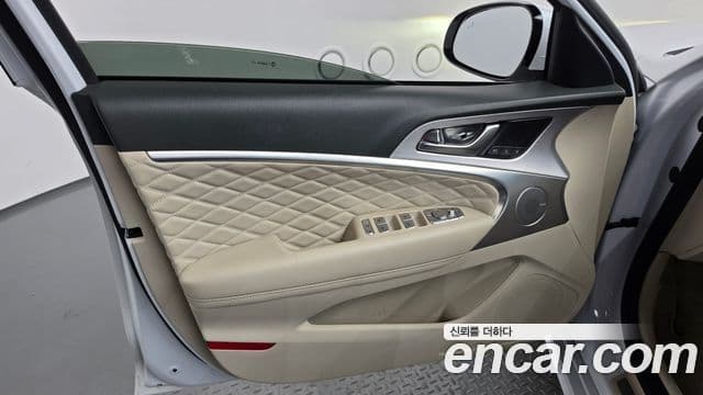 Genesis G70 2018 — Şəkil 26/36