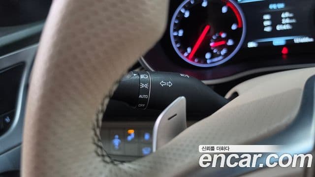 Genesis G70 2018 — Şəkil 13/36