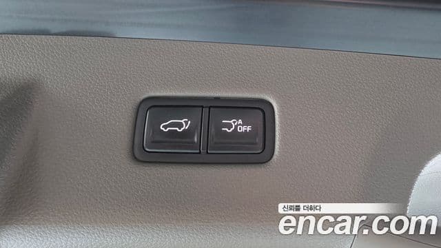 Kia Carnival 2022 — Фото 19/20