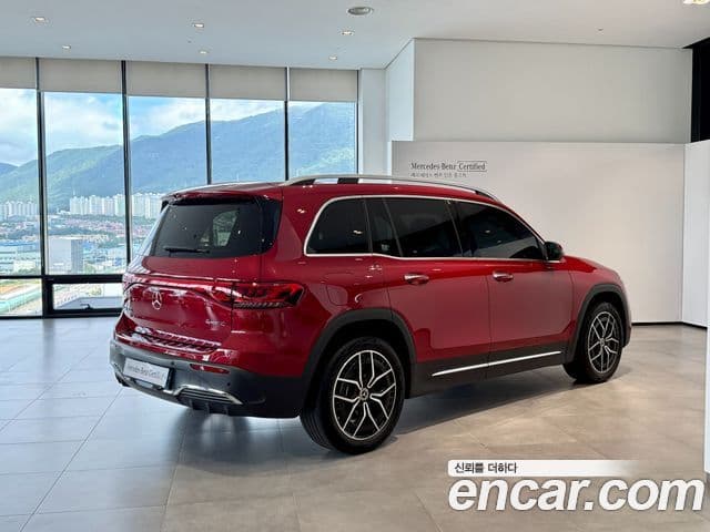 Mercedes-Benz EQB 2024 — ფოტო 16/20
