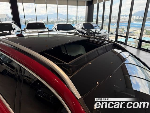 Mercedes-Benz EQB 2024 — ფოტო 17/20