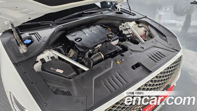 Genesis GV70 2023 — Photo 14/20