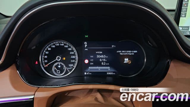 Genesis GV70 2023 — Photo 12/20