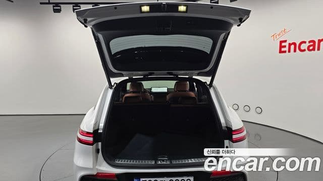Genesis GV70 2023 — Photo 2/20