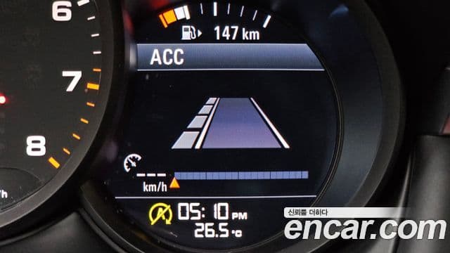 Porsche Macan 2021 — Şəkil 9/30