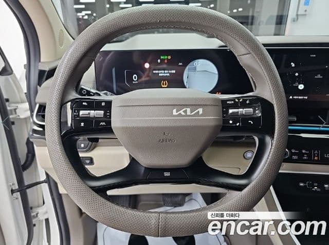 Kia Carnival 2025 — ფოტო 4/18