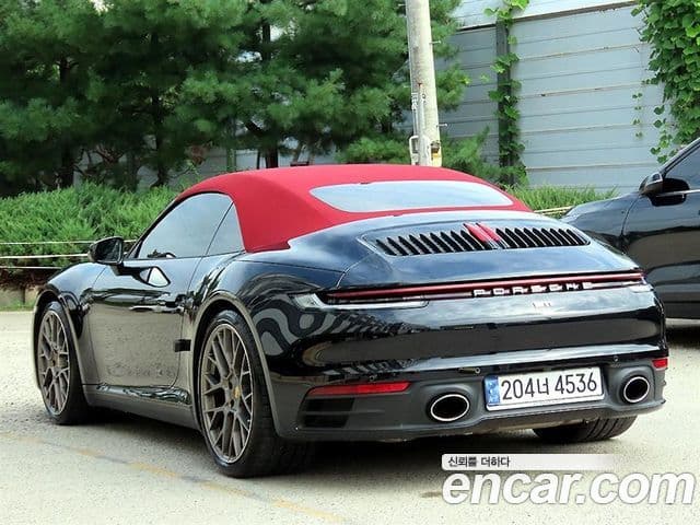 Porsche 911 2023 — Photo 15/19