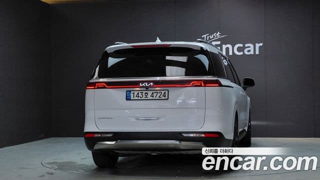 Kia Carnival 2022 — Фото 4/20