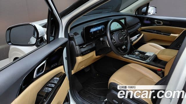 Kia Carnival 2022 — Фото 10/20