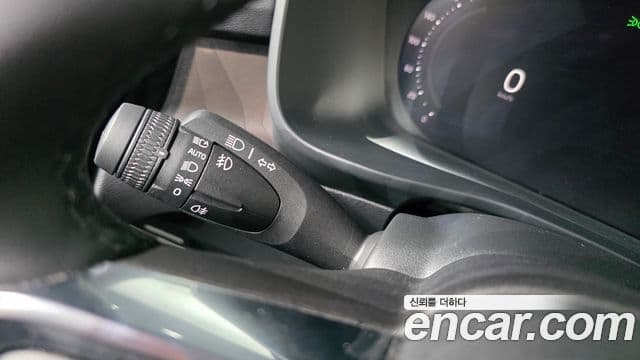 Volvo C40 Recharge 2022 — Photo 4/33