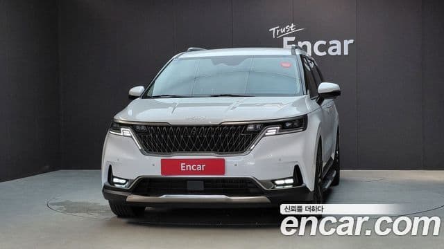 Kia Carnival 2021 — Фото 3/20