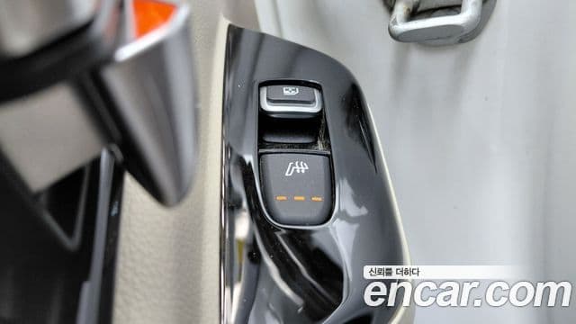Kia Carnival 2021 — Фото 18/20