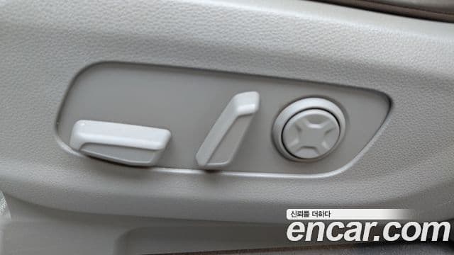 Kia Carnival 2021 — Photo 32/32