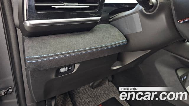 Renault Samsung Grand Koleos 2024 — Photo 36/39