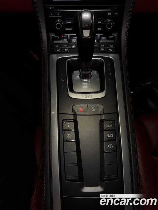 Porsche 718 Cayman 2018 — Şəkil 13/16