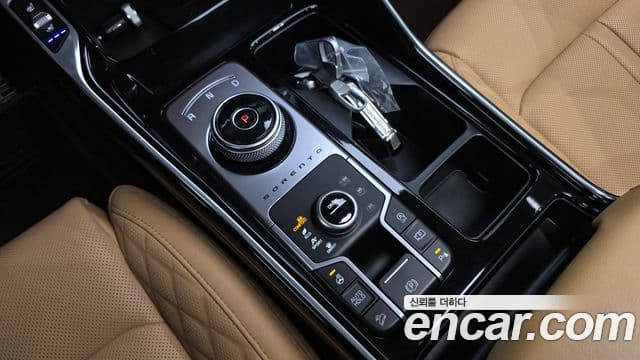 Kia Sorento 2022 — Фото 9/20