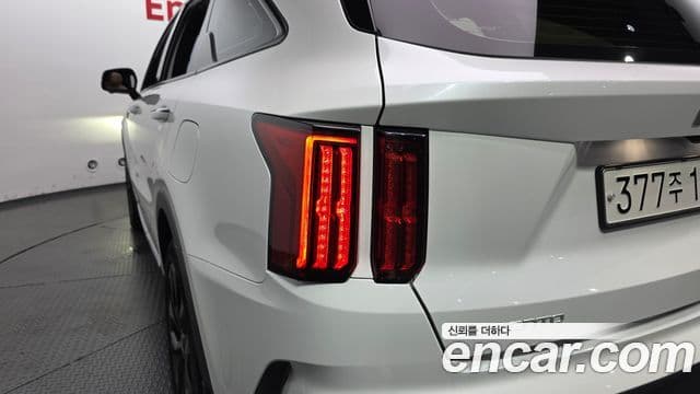 Kia Sorento 2022 — Şəkil 26/37