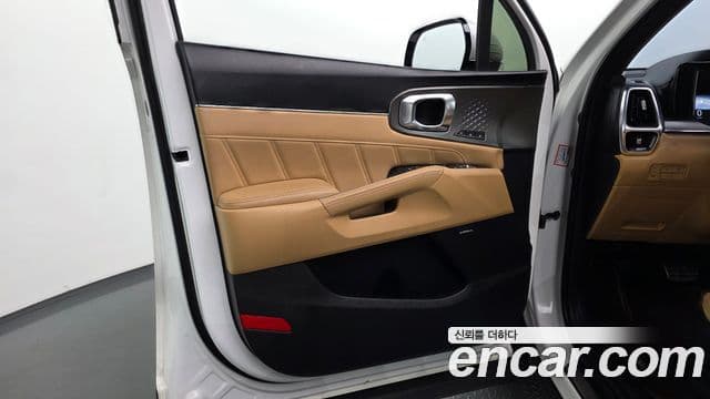 Kia Sorento 2022 — Şəkil 15/37