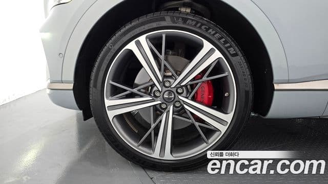 Genesis GV80 Coupe 2024 — Фото 4/20