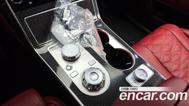 Genesis GV80 Coupe 2024 — Фото 8/20