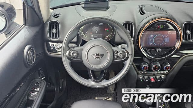 Mini Cooper Countryman 2021 — Photo 2/34