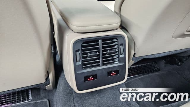Porsche Taycan 2023 — Photo 10/20
