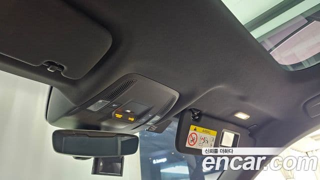 Porsche Taycan 2023 — Photo 19/20