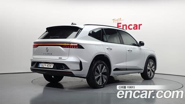 Renault Samsung Grand Koleos 2024 — Фото 2/20