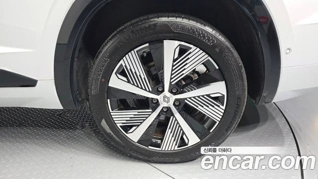 Renault Samsung Grand Koleos 2024 — Photo 1/30
