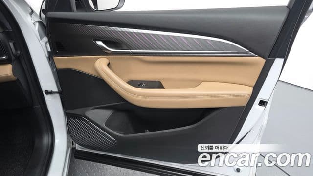 Renault Samsung Grand Koleos 2024 — Photo 26/30