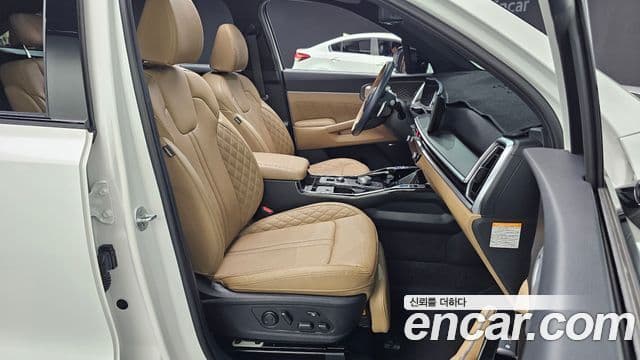 Kia Sorento 2024 — Фото 11/20