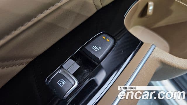 Kia Sorento 2024 — Фото 17/20