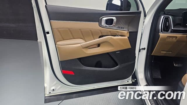 Kia Sorento 2024 — Photo 5/32