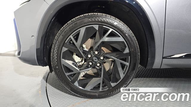 Renault Samsung Grand Koleos 2025 — Photo 4/32