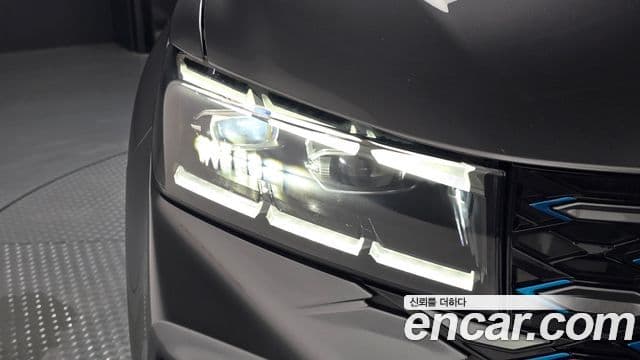 Renault Samsung Grand Koleos 2025 — Photo 12/32