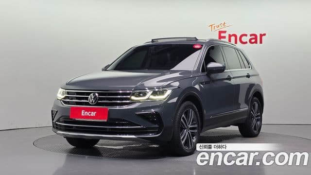 Volkswagen Tiguan 2022 — Şəkil 19/35
