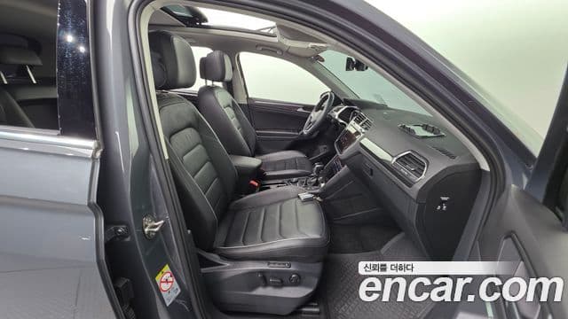 Volkswagen Tiguan 2022 — Şəkil 14/35